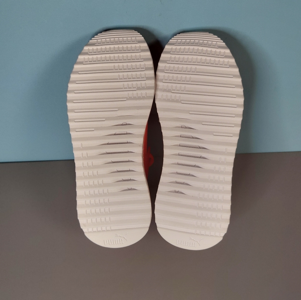 Puma Softfoam Sneakers - Picture 5 of 12